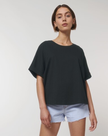 Stella Collider - Das Oversized Damen-T-Shirt mit gekrempelten Ärmeln - Black - S bedrucken, Art.-Nr. STTW089C0021S Stella Collider - Das Oversized Damen-T-Shirt mit gekrempelten Ärmeln - Black - S bedrucken, Art.-Nr. STTW089C0021S