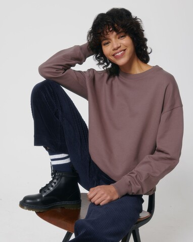 Ledger Dry - Das Boxy Rundhals-Unisex-Sweatshirt mit trockenem Griff - Kaffa Coffee - XS bedrucken, Art.-Nr. STSU798C085XS