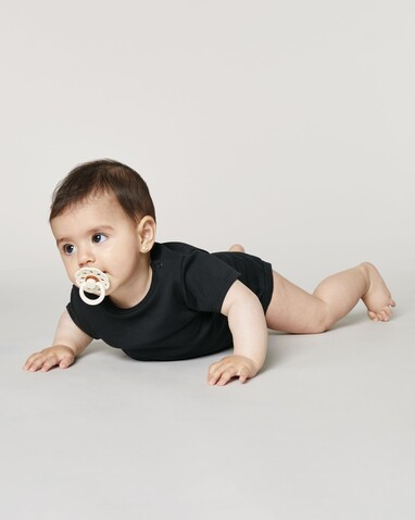 Baby Body - Der kurzärmelige Baby-Body - Black - 18-24 m/86-92cm bedrucken, Art.-Nr. STUB103C002B4 Baby Body - Der kurzärmelige Baby-Body - Black - 18-24 m/86-92cm bedrucken, Art.-Nr. STUB103C002B4