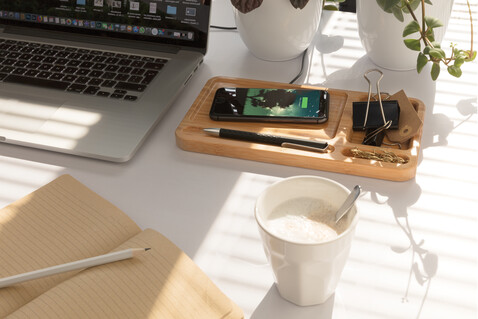 Bambus Desk Organizer mit 10 Wireless Charger braun bedrucken, Art.-Nr. P308.399