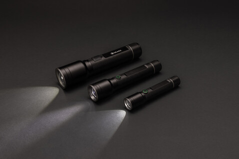 Heavy-Duty USB-Taschenlampe aus RCS recyceltem Aluminium schwarz bedrucken, Art.-Nr. P513.931