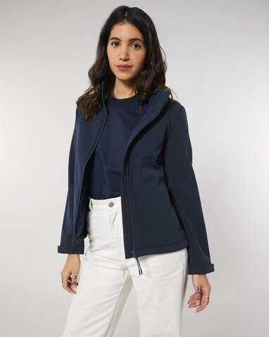 Stella Navigator - Die Damen-Softshelljacke - French Navy - M bedrucken, Art.-Nr. STJW166C7271M